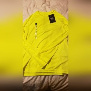 Under armor long sleeve  T shirt  Junior medium New with tags